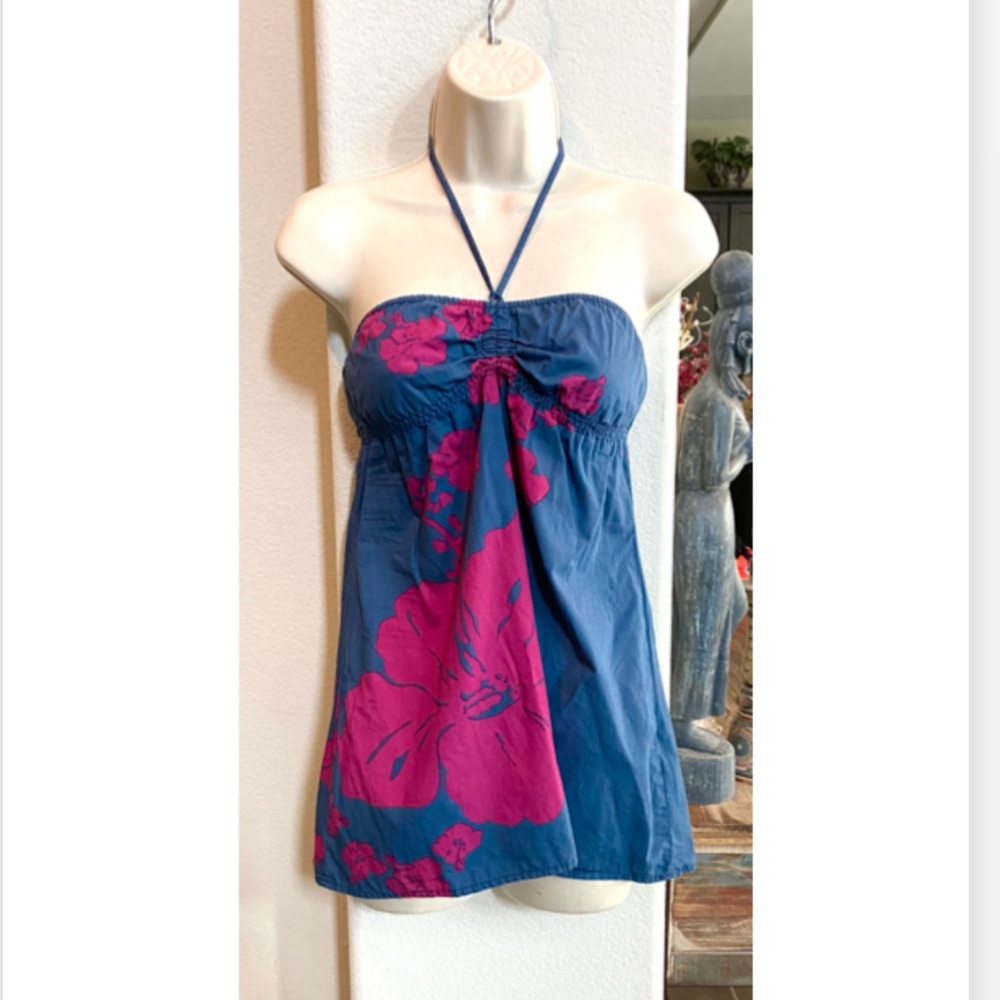 NWOT Roxy halter top. Sz S